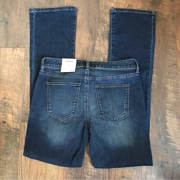 Sonoma Bootcut Jeans Size 6 - NEW - Picture 2 of 9